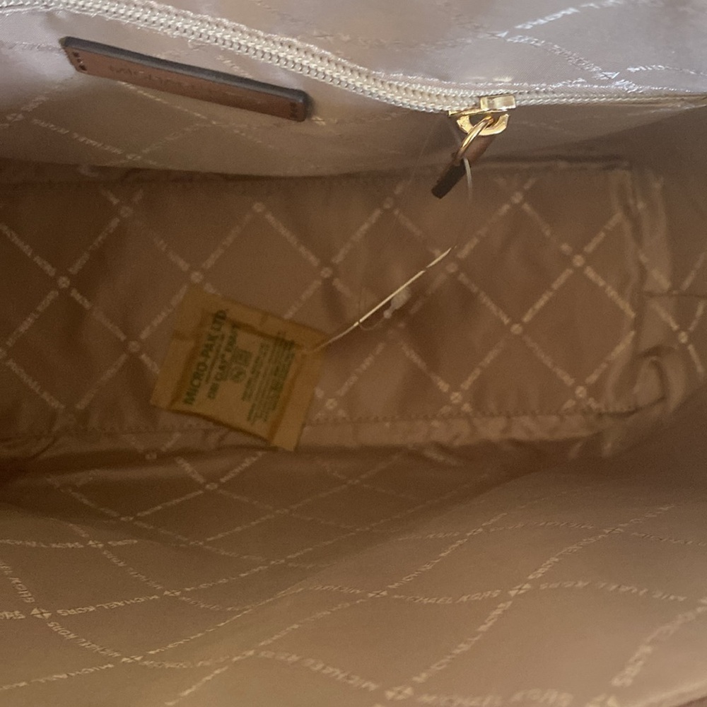 Michael Kors Brown Tote with Structured Design and Gold Hardware - Picture 2 of 7